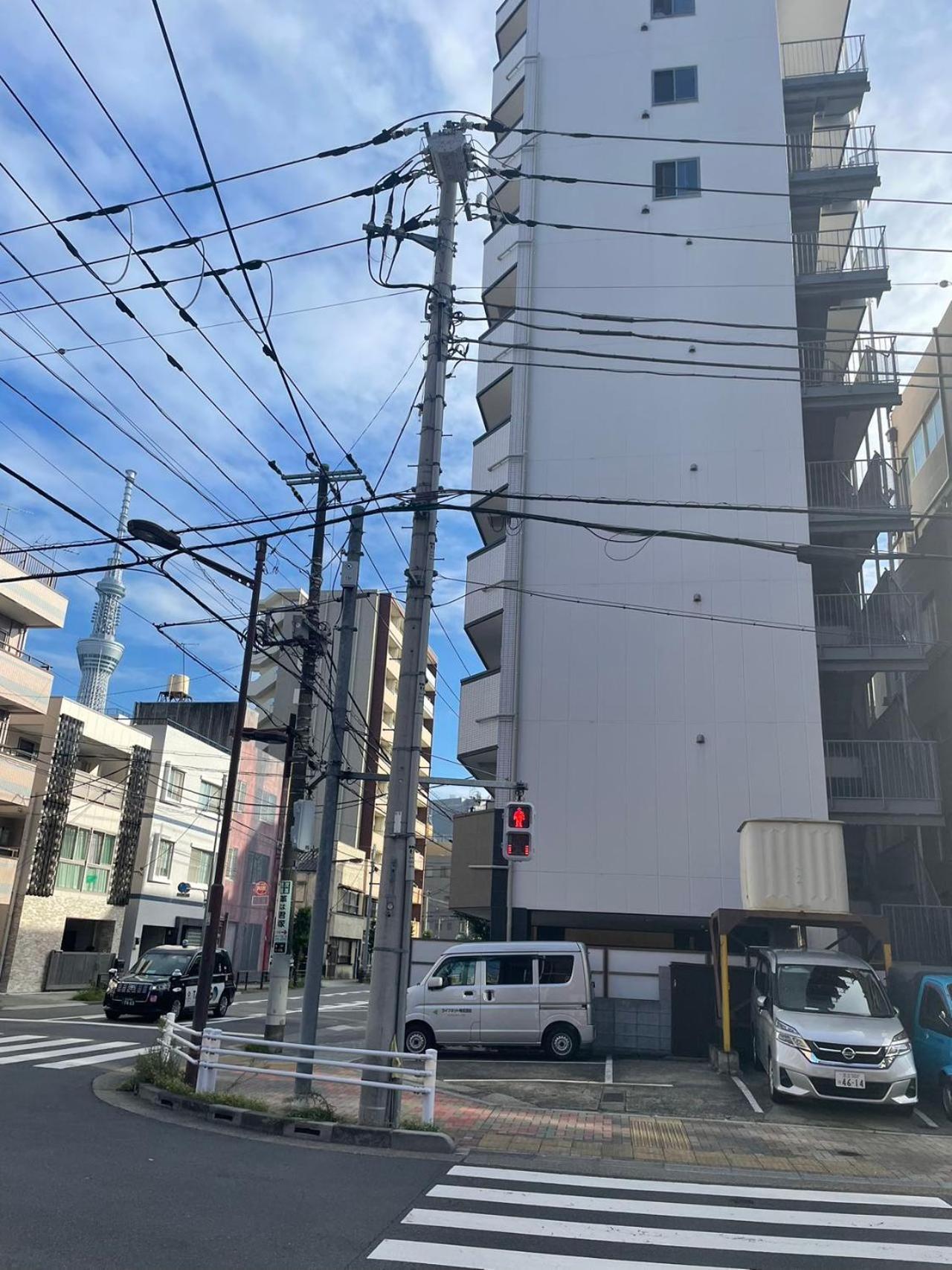 Calum Asakusa Imado Tokyoカルム浅草今戸ツインルーム新築民泊東京浅草隅田川今戸神社近くスカイツリー見えるコンビニコインランドリー近くある浅草駅まで徒歩圏内アクセス便利成田空港羽田空港銀座渋谷東京駅直通 Exterior foto